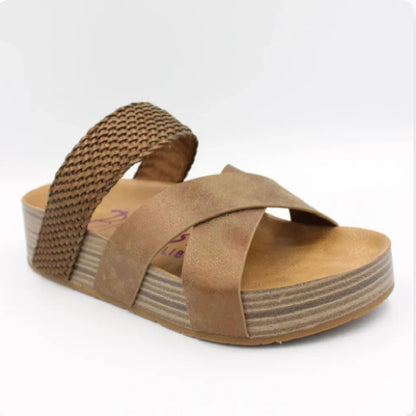 Sandales à brides tressées marron foncé